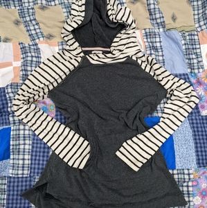 Xlarge zipper detail stripped hoodie